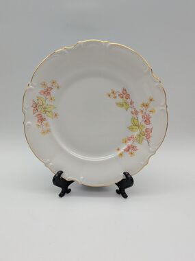 Vtg Hutschenreuther Salad Plate  8520 Autumn Leaves Foliage Botanical Yellow